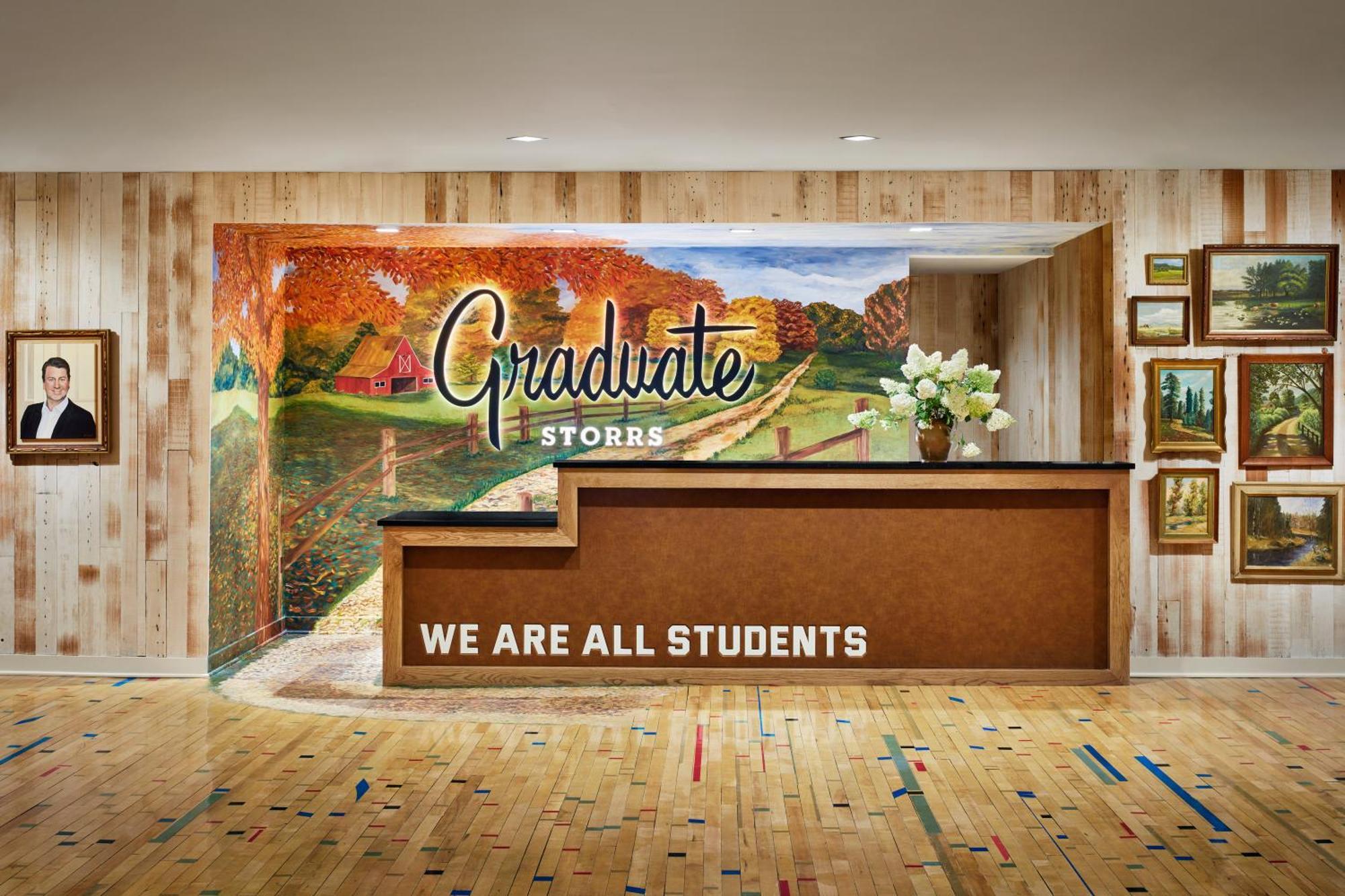 Graduate By Hilton Storrs Hotel Bagian luar foto